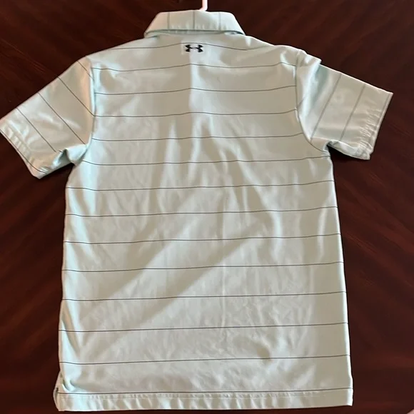 Under Armor Golf Shirt - Picture 4 of 4